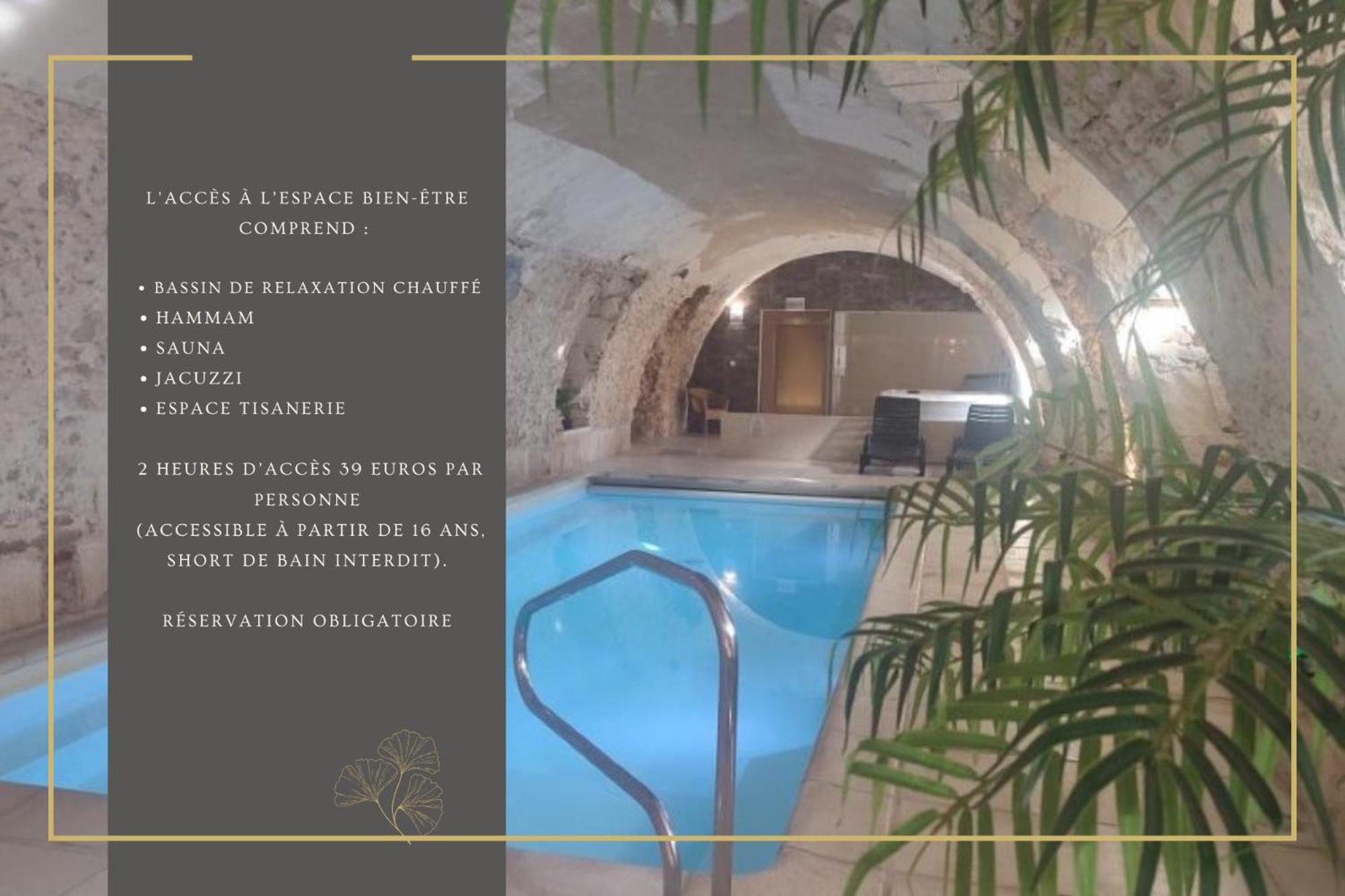 Domaine De La Courbe Hotel & Spa Le Lude Exterior foto